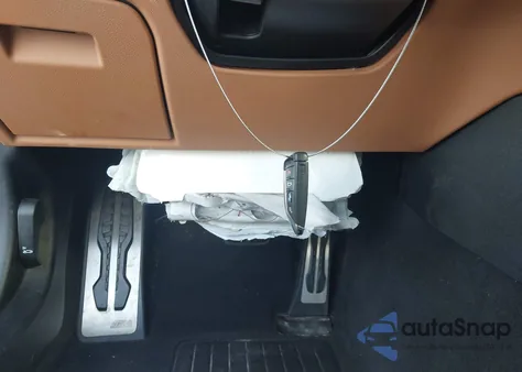 2021 BMW 3 Series M340I z USA, uszkodzony, nr VIN 3MW5U7J08M8C12994